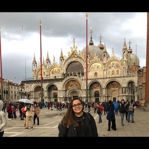 Meet your Posher, Dorothy